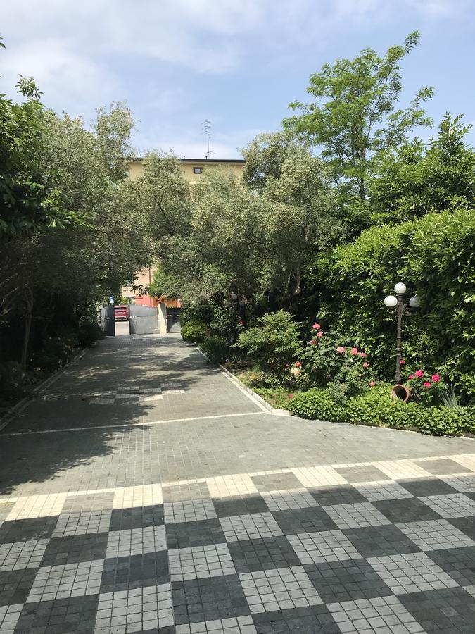 Villa Donatella Parma Esterno foto